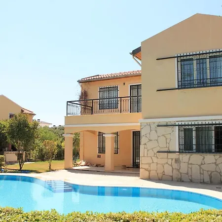 Villa Adavillas Mariposa *