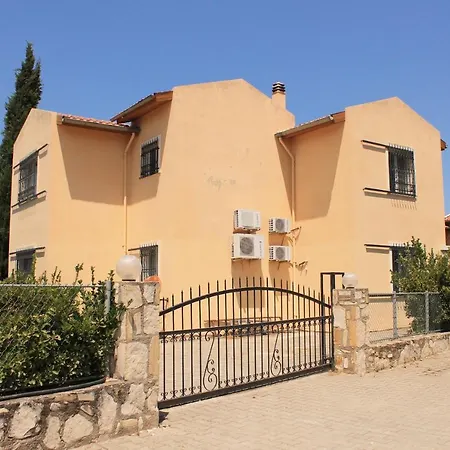 Adavillas Mariposa Villa